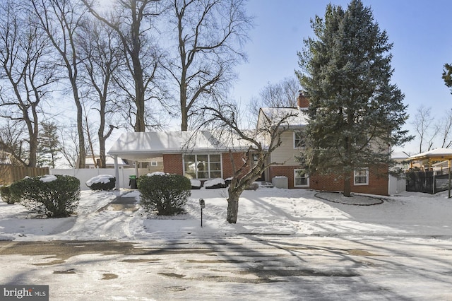 view of front of house