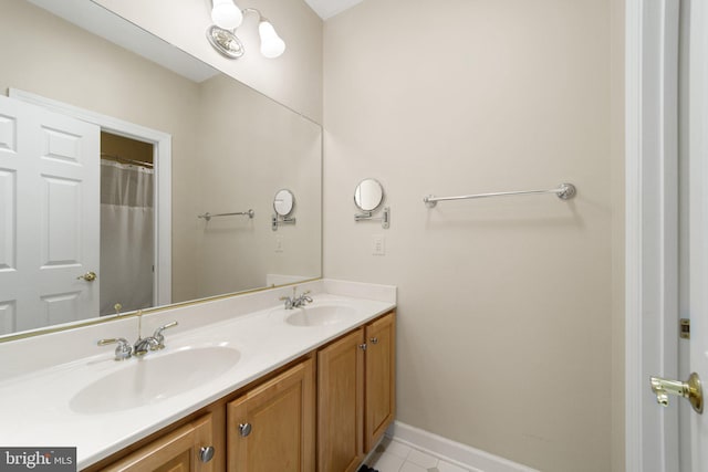 bathroom with vanity