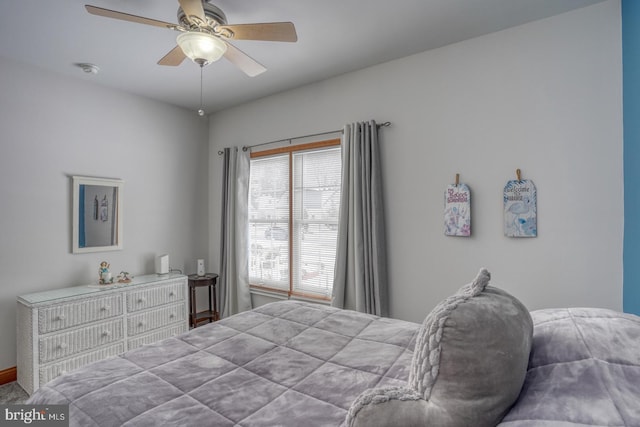 bedroom with ceiling fan