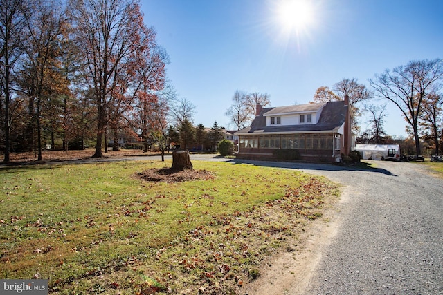 view of front facade with a front lawn