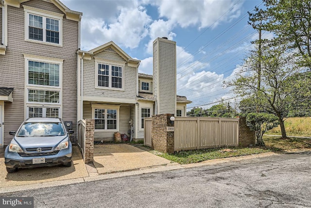 view of front of home