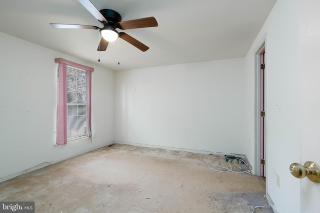 unfurnished room with ceiling fan