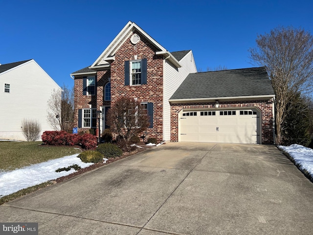 view of front property featuring a garage