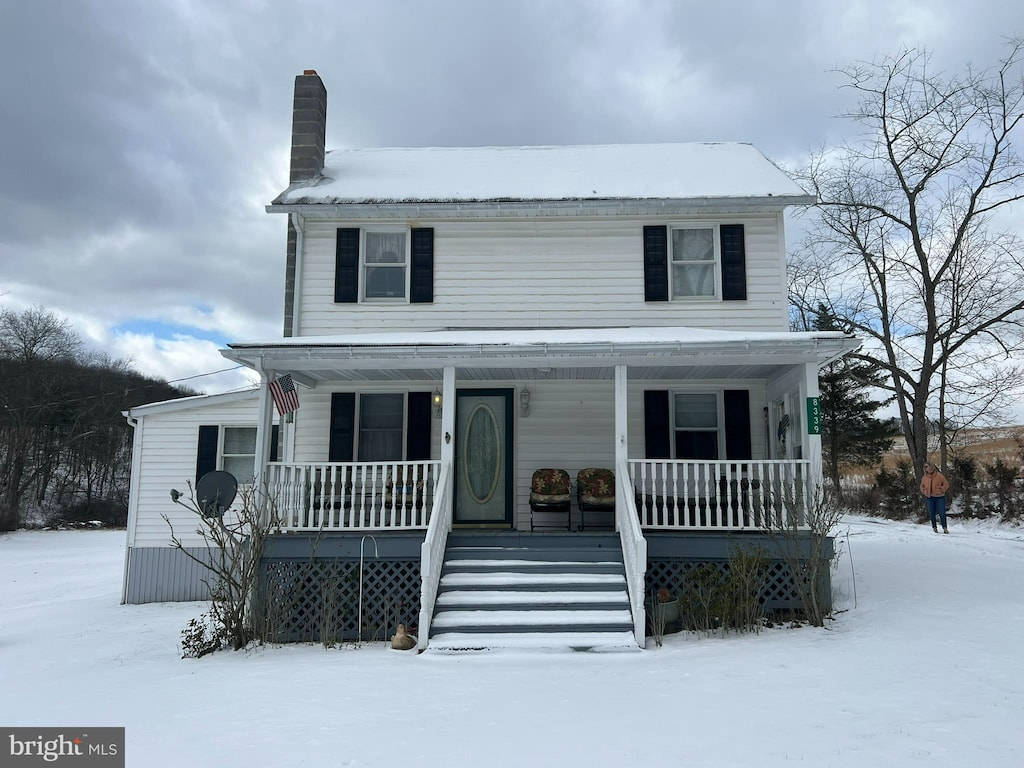 view of front of home featuring a porch