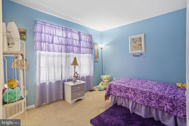 view of carpeted bedroom