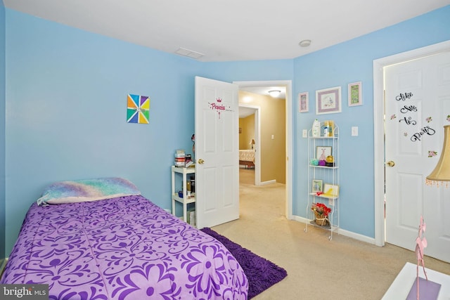 view of carpeted bedroom