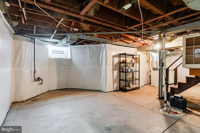 basement featuring washer / dryer