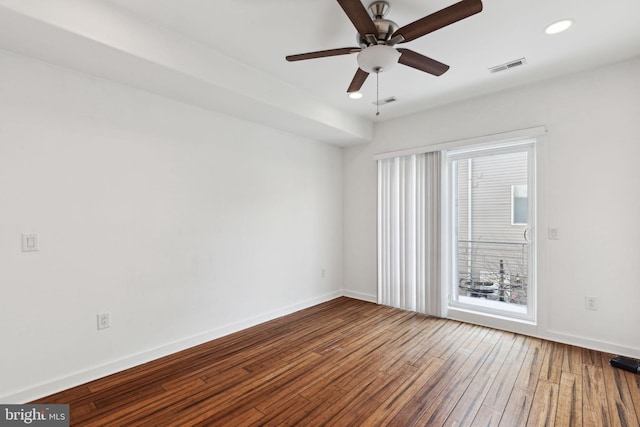 unfurnished room featuring wood-type flooring and ceiling fan