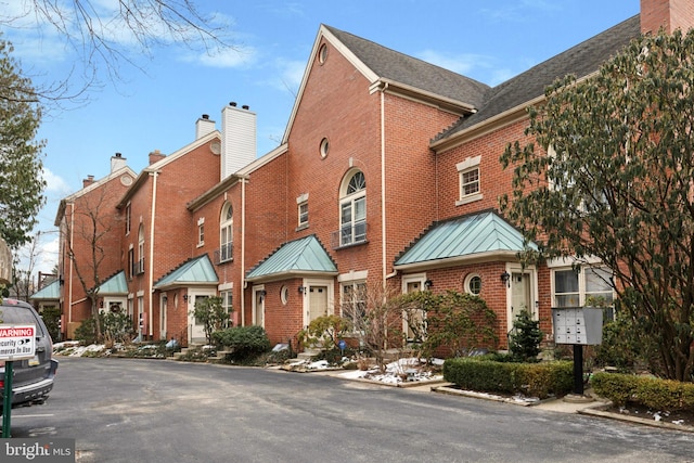 view of building exterior