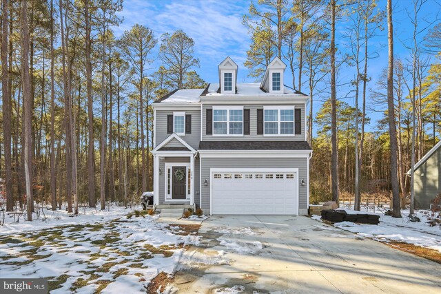 view of front facade featuring a garage