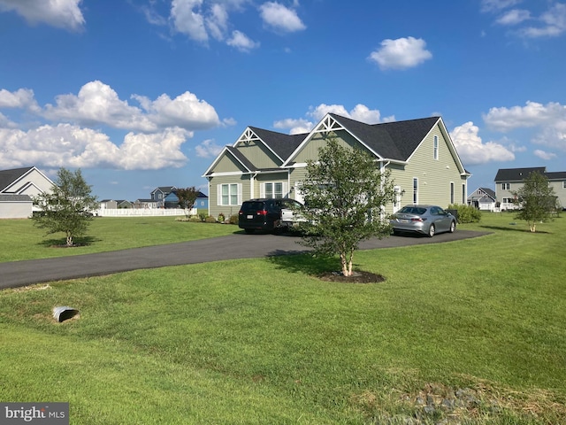 exterior space featuring a front yard