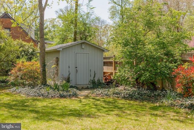 4901 Stillwell Ave, Alexandria, VA 22309 - view of shed featuring fence
