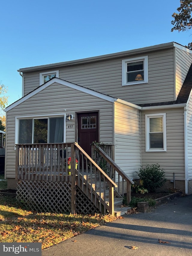 view of front of house