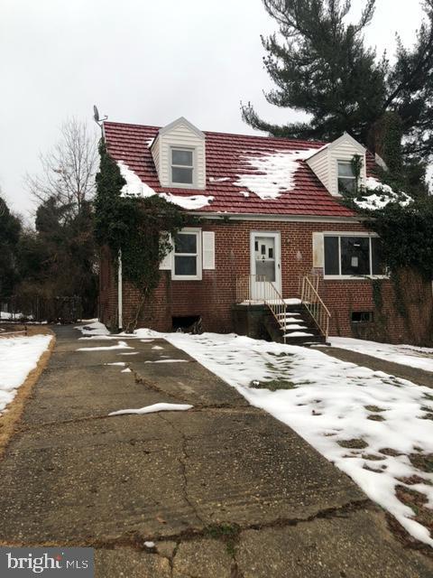 view of cape cod home