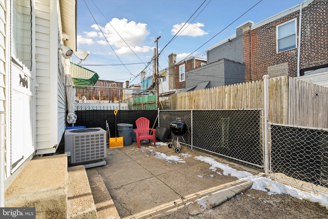 view of patio featuring cooling unit