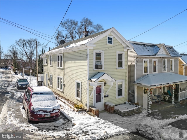 view of front of house