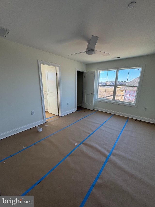 unfurnished bedroom with ceiling fan