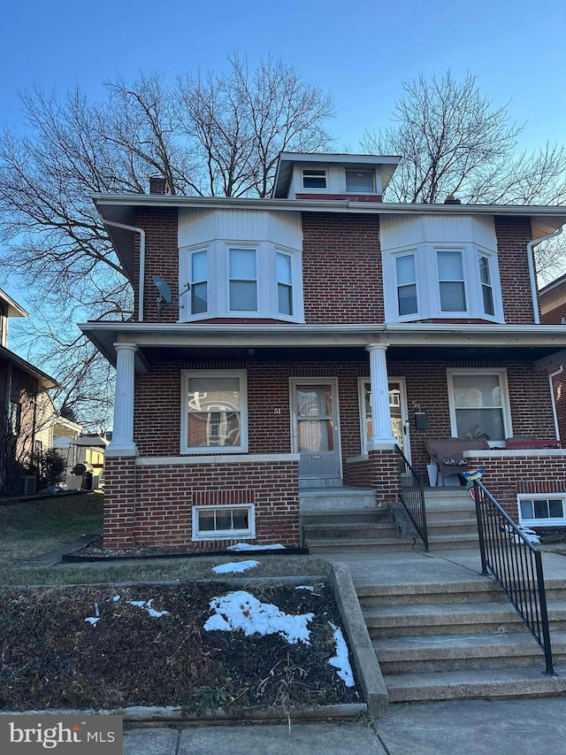 view of front of house featuring covered porch