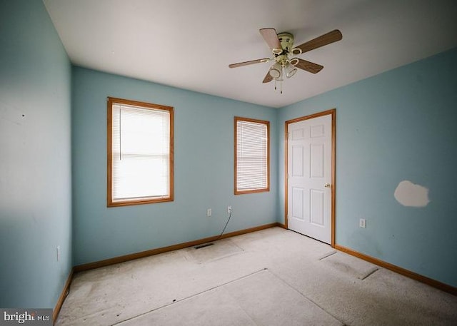 unfurnished bedroom with ceiling fan