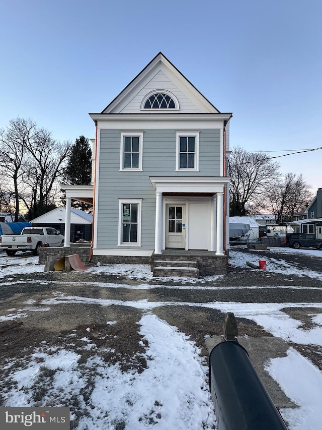 view of front of house