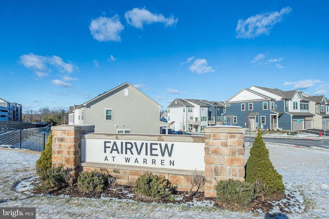 view of community / neighborhood sign