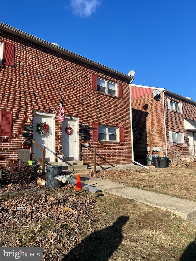 view of front of house