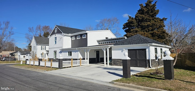 view of front facade