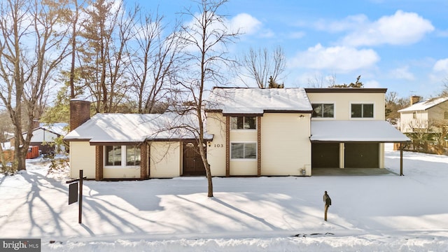 view of front of house featuring a garage