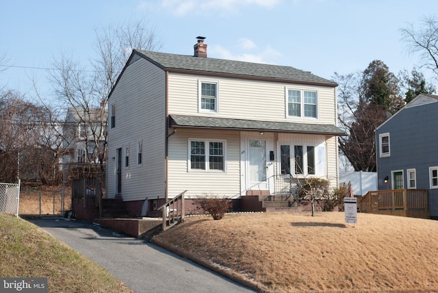 view of front of property