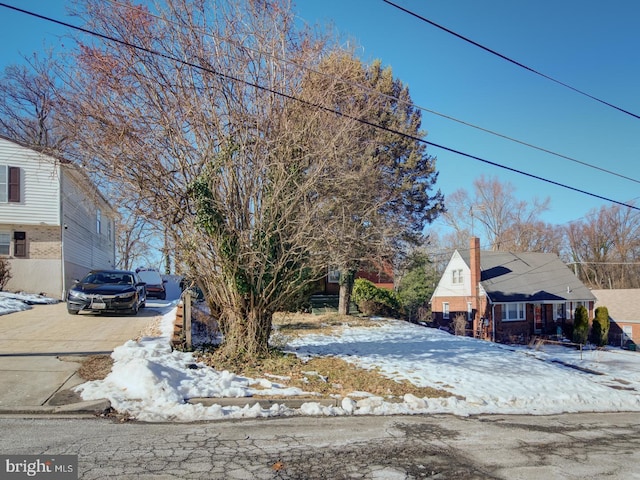 view of front of house