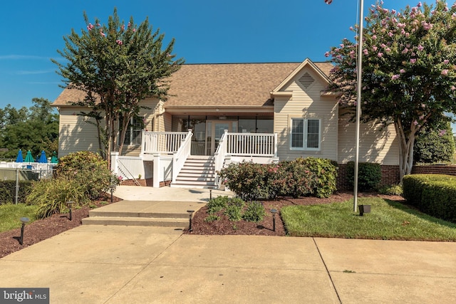 view of front of house featuring covered porch