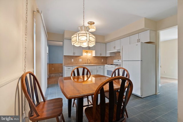 dining area with sink