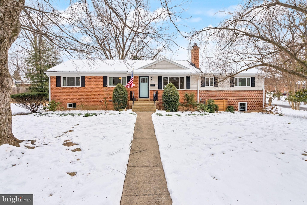 view of front of home