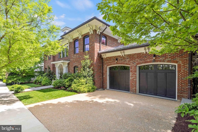 italianate house featuring a garage