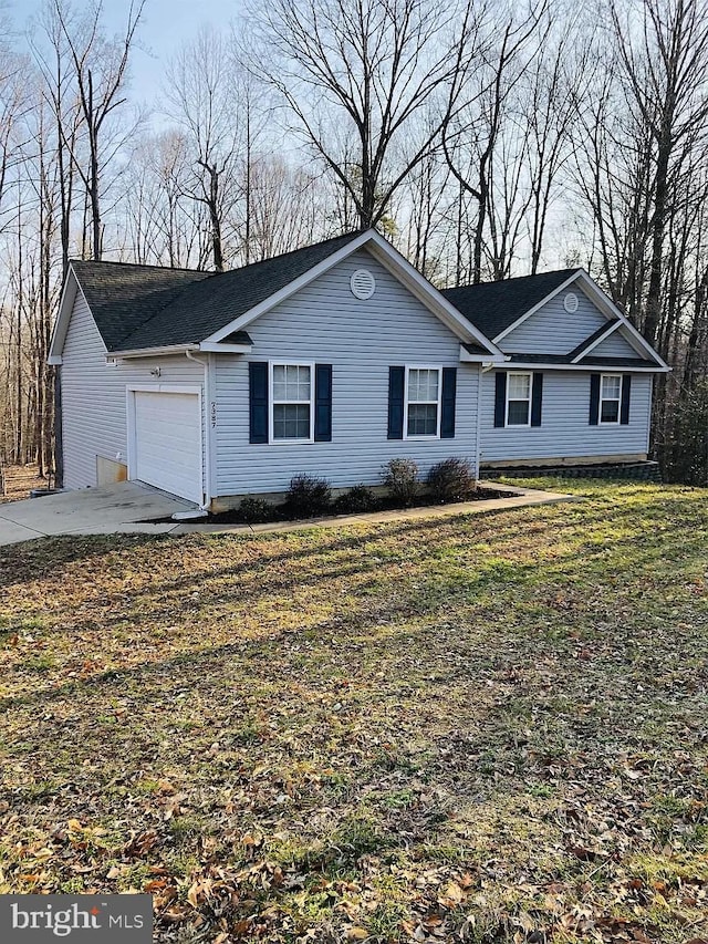 single story home featuring a garage