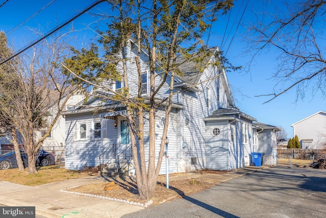 view of front of home