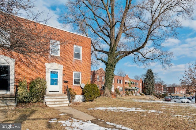 view of front of house