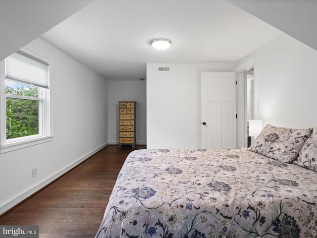 6230 21st St N, Arlington, VA 22205 - bedroom featuring dark wood finished floors and baseboards