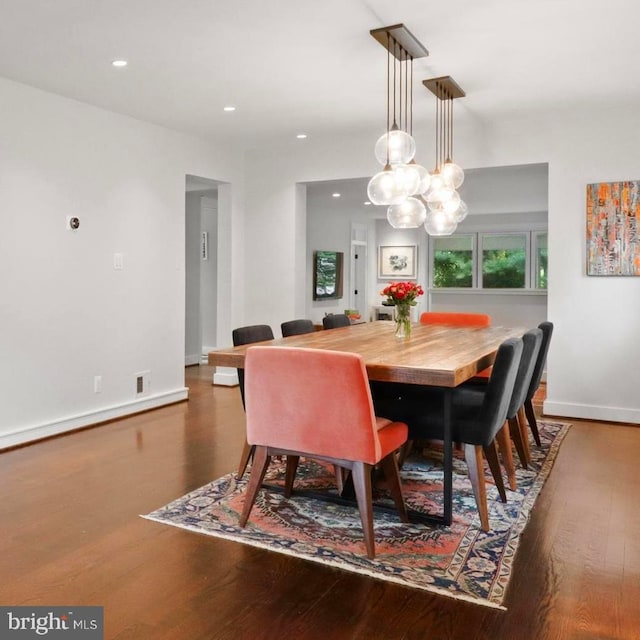 6230 21st St N, Arlington, VA 22205 - dining area with wood finished floors, recessed lighting, baseboards, and a chandelier
