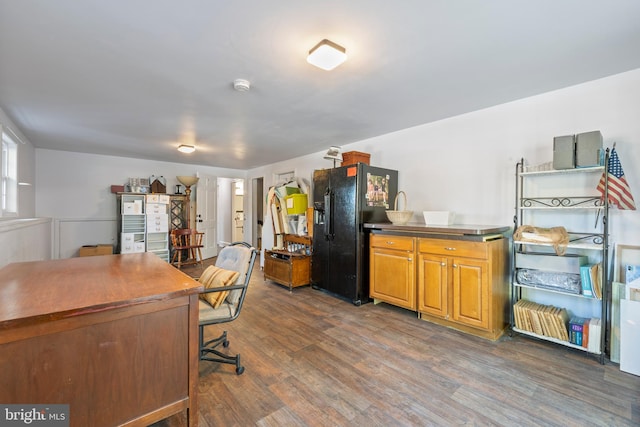 office area with dark hardwood / wood-style floors