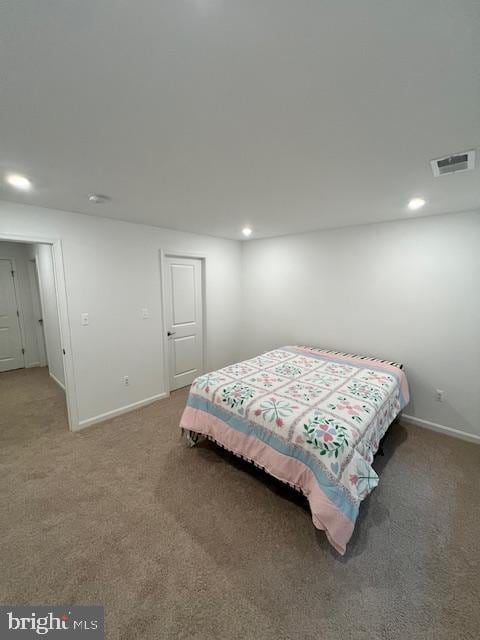 view of carpeted bedroom