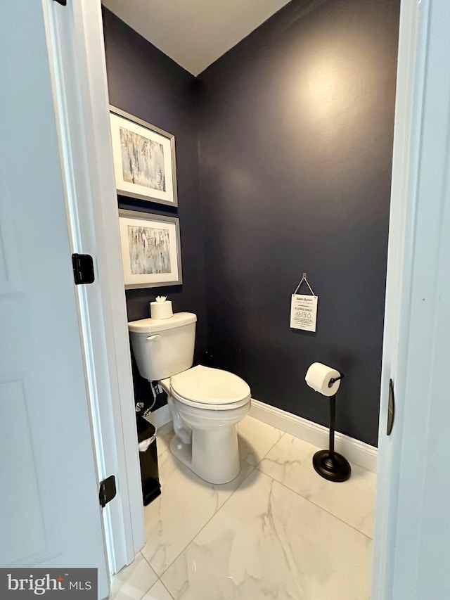 bathroom featuring toilet