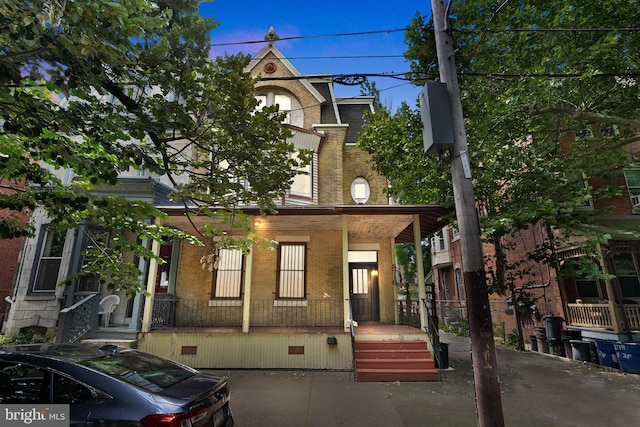 view of front facade featuring covered porch