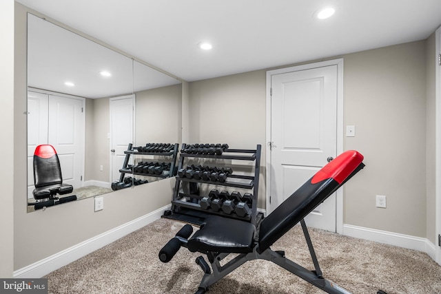 workout room with carpet floors