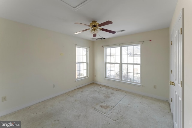 empty room with ceiling fan