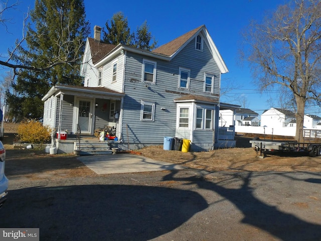 view of front facade featuring a porch