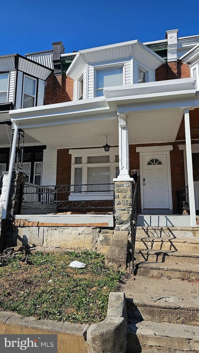 view of front of property with a porch