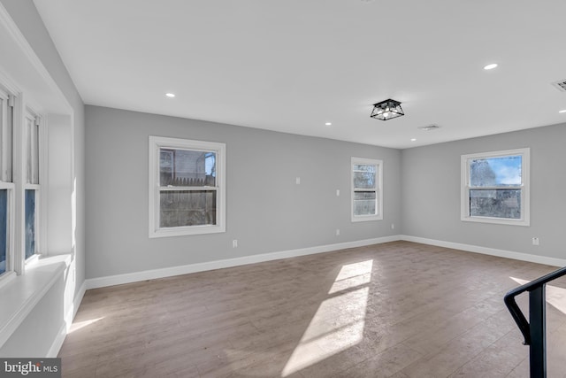 empty room featuring light hardwood / wood-style flooring