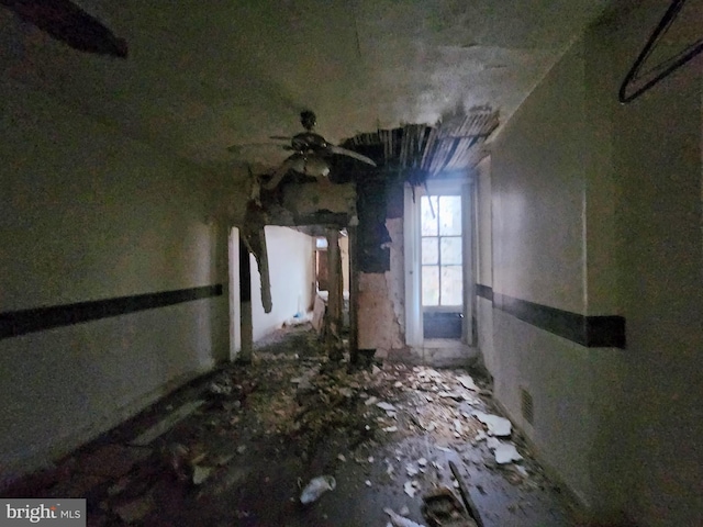 miscellaneous room featuring ceiling fan