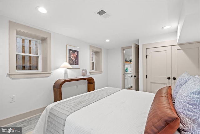 bedroom featuring a closet